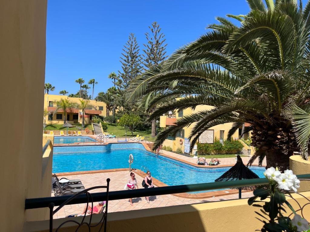 Atlantic Garden Andrew Apartments Pool Air Conditioning 코라레호 외부 사진