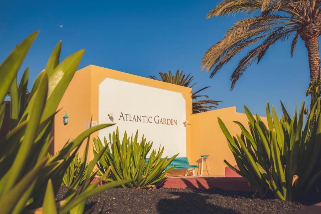 Atlantic Garden Andrew Apartments Pool Air Conditioning 코라레호 외부 사진